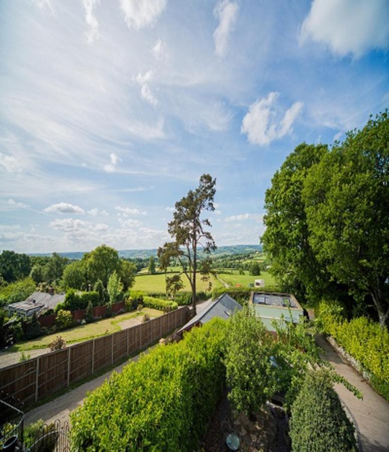 Cozy Snug Room, Short Drive To Lyme Regis, Crackling Fireplace, Private Balcony & Stunning Countryside Views, Free Private Parking & Wifi Axminster Exterior foto
