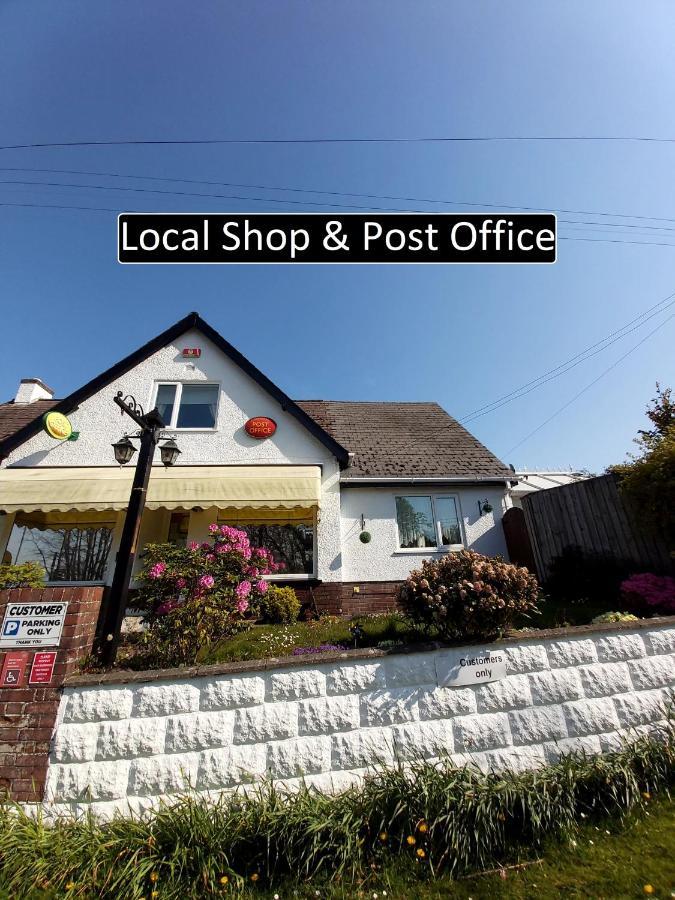 Cozy Snug Room, Short Drive To Lyme Regis, Crackling Fireplace, Private Balcony & Stunning Countryside Views, Free Private Parking & Wifi Axminster Exterior foto